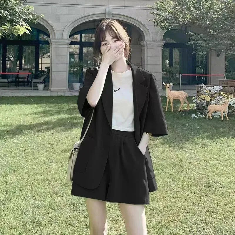 Fashionable thin women's suit; 2025 summer new Korean version of casual suit jacket and shorts two-piece set; formal attire